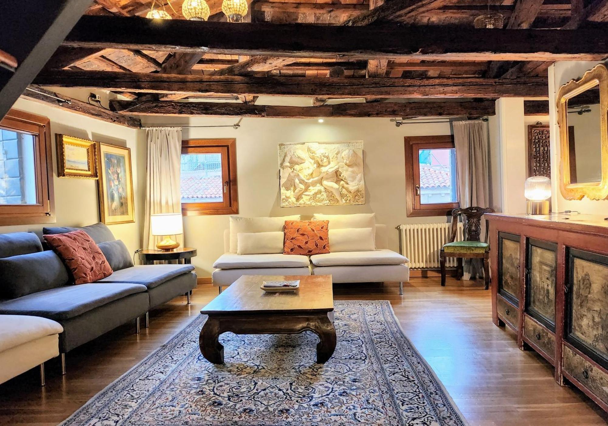 Casanova Penthouse In The Heart Of Veneţia Exterior foto