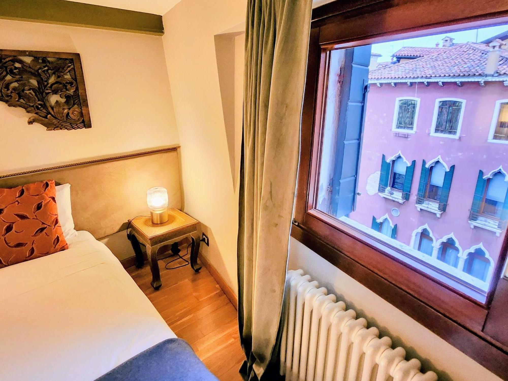 Casanova Penthouse In The Heart Of Veneţia Exterior foto