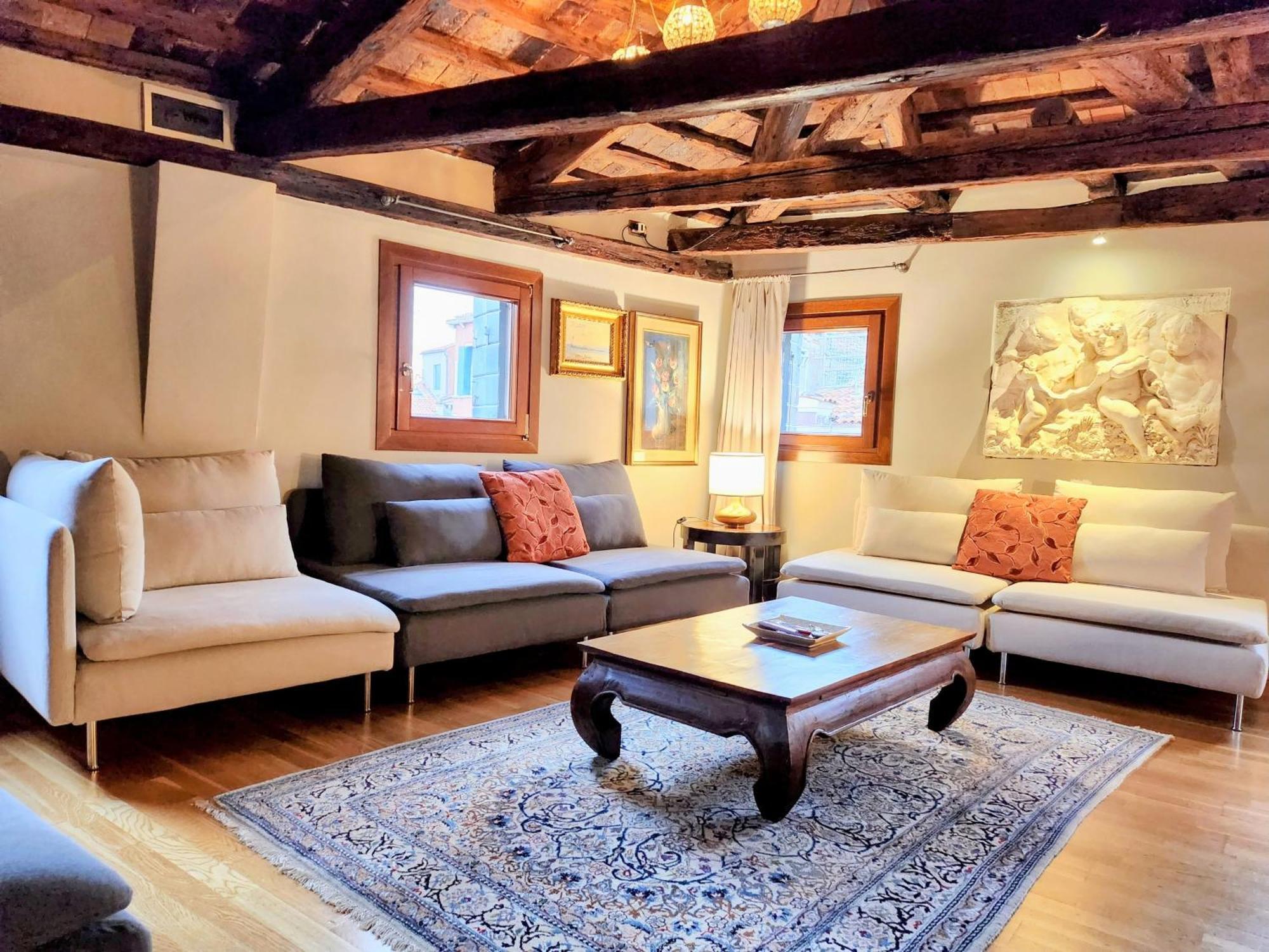 Casanova Penthouse In The Heart Of Veneţia Exterior foto