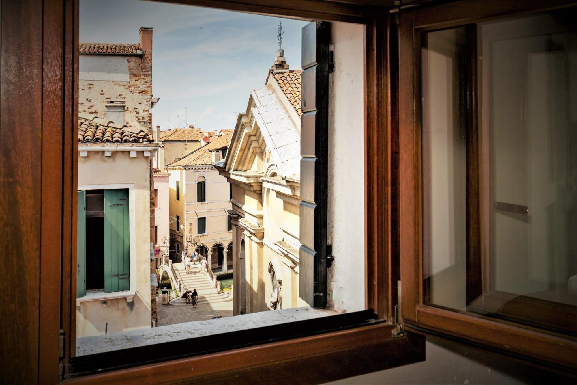 Casanova Penthouse In The Heart Of Veneţia Exterior foto