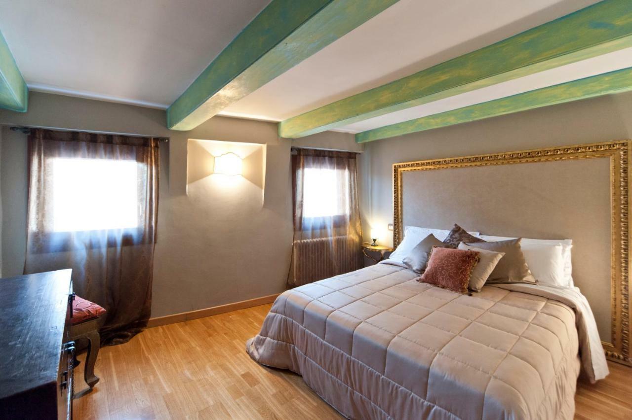 Casanova Penthouse In The Heart Of Veneţia Exterior foto