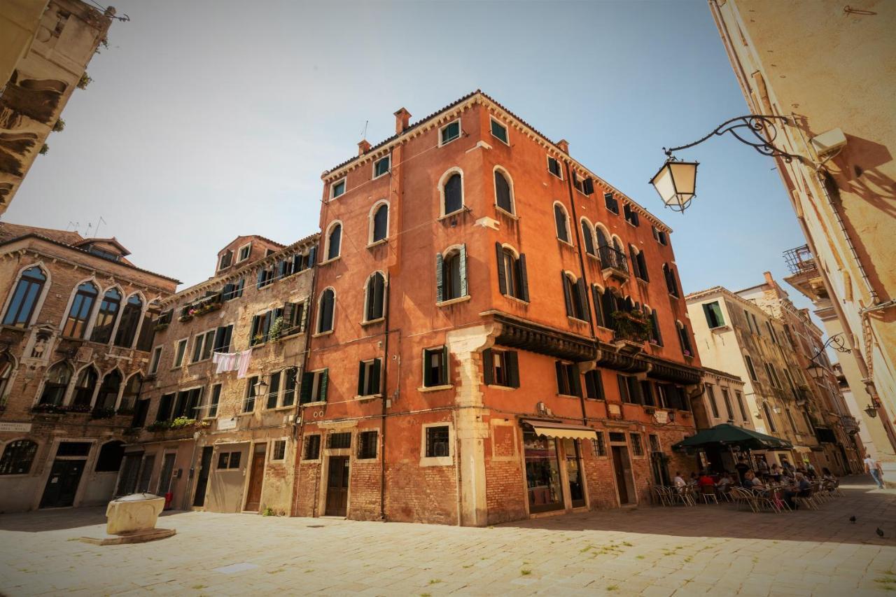 Casanova Penthouse In The Heart Of Veneţia Exterior foto