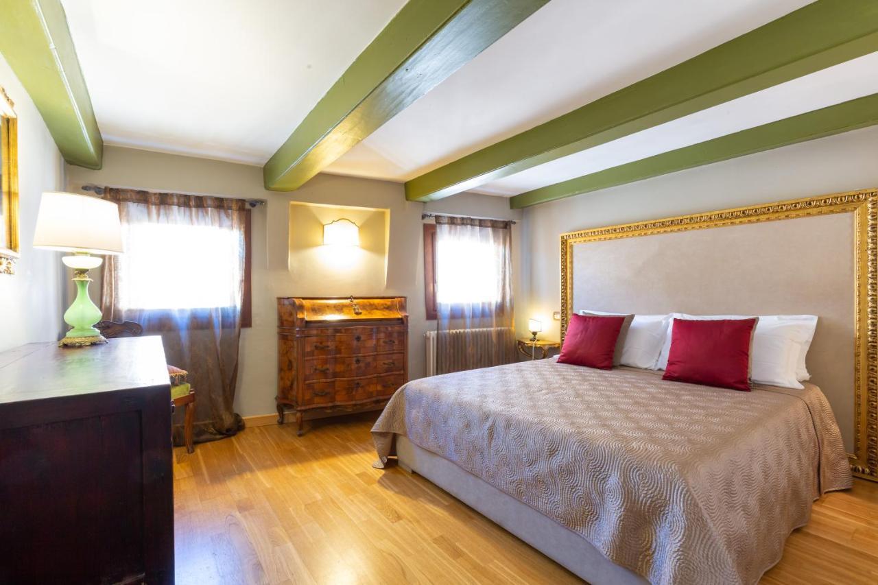 Casanova Penthouse In The Heart Of Veneţia Exterior foto